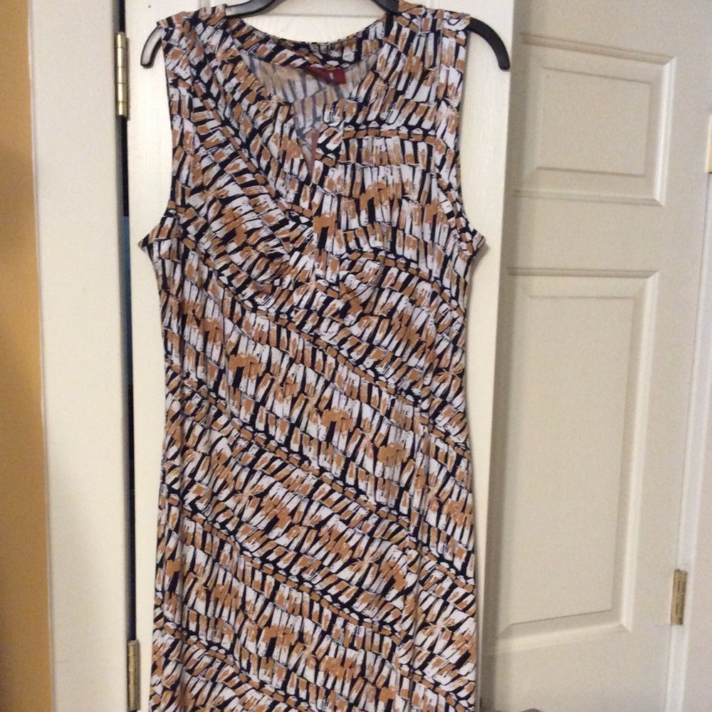 Sleeveless dress